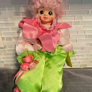 Brinn's Calendar Clown May Limited Edition 1986 Doll Tags Brings Flowers